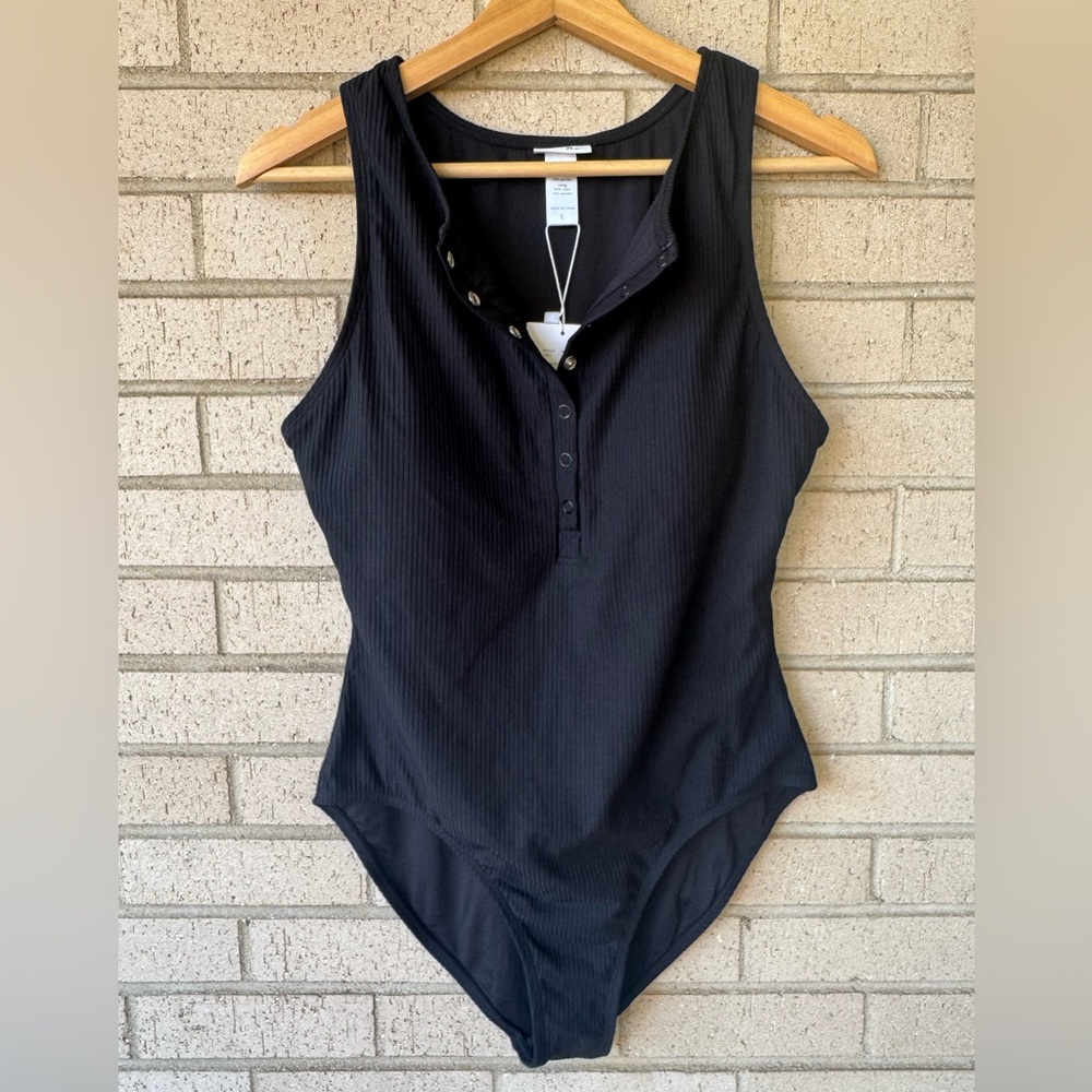 Andie The Malibu - Black Henley One-Piece Swimsuit Size Large - Picture 2 of 7
